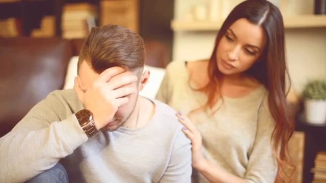 Продавщица с рынка пожалела замерзшего незнакомца а через месяц