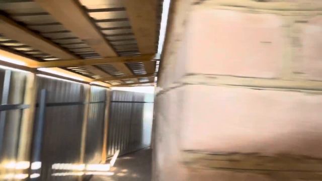 Установка забора, навеса  с фермами под автомобиль, установка туалета и хоз.блока, слив для бани смотреть онлайн