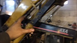 ремонт стрелы экскаватора погрузчика cat428B