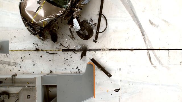 2016 Buick Envision driver-side small overlap IIHS crash test смотреть онлайн