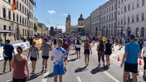 Мой первый полумарафон 10 км /Подготовка с нуля за три недели до забега / Run of 22 Munich