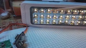 Аварийный светильник с датчиком движения - сделать самому Просто и доходчиво