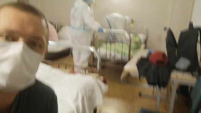 Врач не знает как включить аппарат с кислородом))))) смотреть онлайн