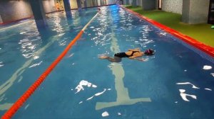 Занятия в бассейне. синхронное плавание, растяжка http://leoswimm.ru/