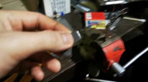 Как отделить магнит жёсткого диска компьютера от подложки? HDD magnetic.