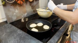 Пышнейшие оладьи на пахте из трех доступных компонентов.