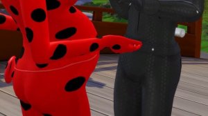 Чудесная морская божья коровка рожает сына и становится мамой и CAT NOIR помогает