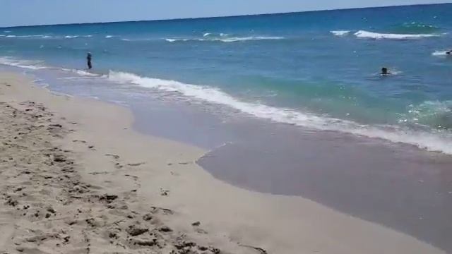 Крым. пгт Мирный. Белый песок, лазурная вода. смотреть онлайн