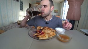 МУКБАНГ / ОЛАДЬИ / СМЕТАНА / ВАРЕНЬЕ / ЯБЛОЧНОЕ ПЮРЕ / SWEET / ОБЖОР / EATING ASMR Mukbang АСМР #963