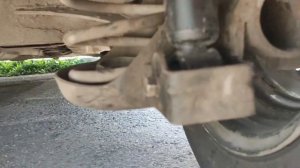 Шевролет Авео Т200 брякает, устранение неполадки, стойка