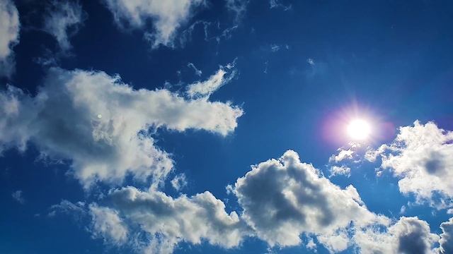 Осознанная Медитация в Начале Дня или Перед Сном. Голубое Небо и Белые Облака. Видео для Медитации