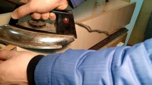 Как наклеить кромку на самодельную мебель утюгом