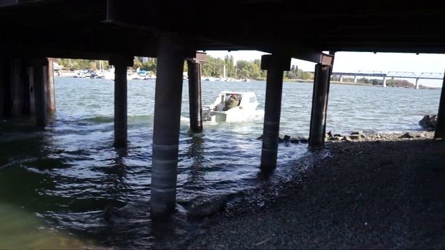 Ростов-на-Дону, октябрь 2015, виды города, 29 линия, зеленый остров смотреть онлайн