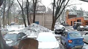 Мужик ломает умный домофон 30 секунд , умный домофон не впускает домой ,умный домофон не впускает