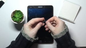 Как вставить карту памяти в SAMSUNG Galaxy Tab S2 / Как увеличить память на SAMSUNG Galaxy Tab S2