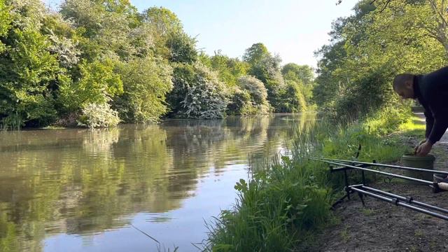 РЫБАЛКА НА КАНАЛЕ.ЛИНЬ, ЛЯЩ , КРАСНОПЕРКА.РЫБАЛКА НА ДИКАРЕ. смотреть онлайн