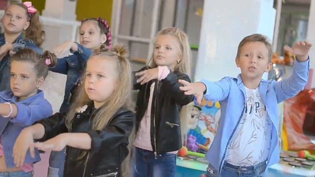 "Ай, будет круто" - Студия "Новация". Кавер на песню из репертуара Детского хора "Великан"