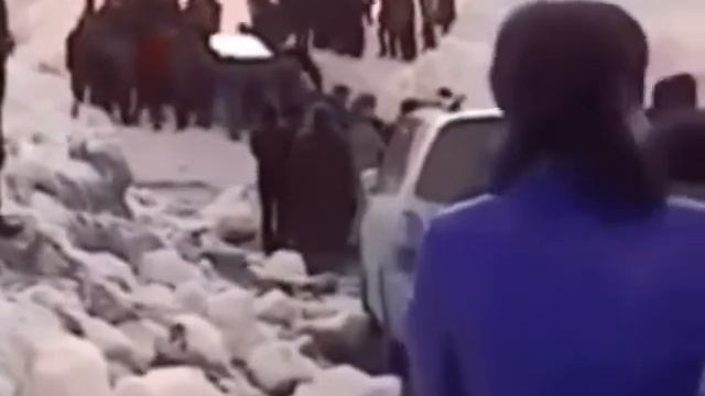 Лавина в Таджикистане смотреть онлайн