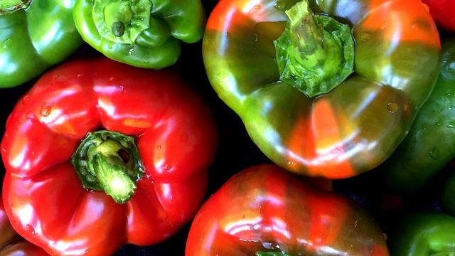 СЕКРЕТ ВЫРАЩИВАНИЯ КРУПНЫХ ТОМАТОВ И ПЕРЦЕВ!