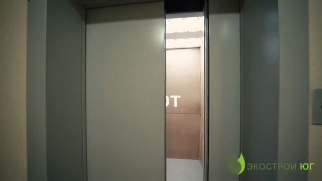 Обзор  подъезда и лифтового холла многоквартирного дома. Краснодар.
