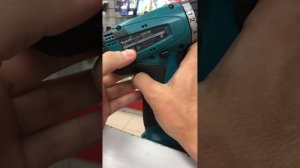 Шуруповерт Макита 6261д