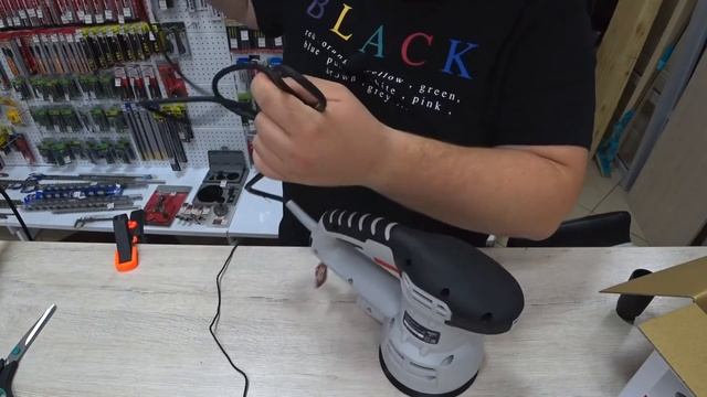 ЗУБР ЗОШМ-450-125 мм орбитальная-шлифовальная машина | Сравнение дешевого и дорогого эксцентрика. смотреть онлайн