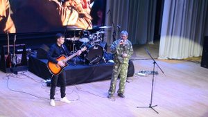 Группа "Перевал" - "Чеквардак" на гитаре