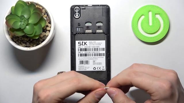 STK Life 9 | Установка СИМКИ и КАРТЫ ПАМЯТИ в STK Life 9 / Как вставить SIM-карту и SD-карту? смотреть онлайн