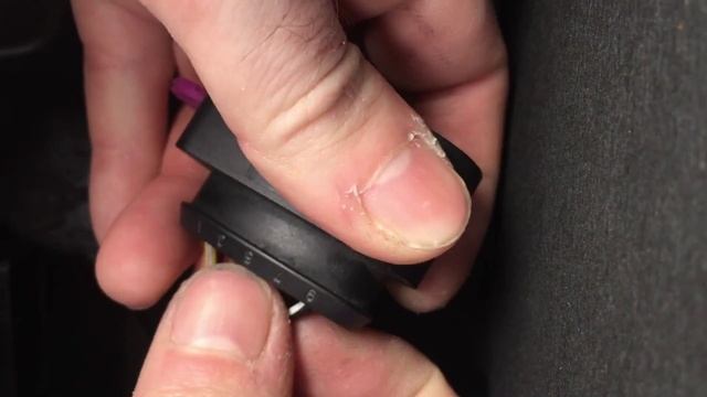 VW T5 / T5.1 Transporter Facelift Headlight Connectors PIN Removal смотреть онлайн