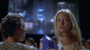 В кинотеатре