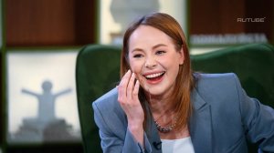 «Каждая наша встреча начинается с постельной сцены»: Роман Попов о Зое Бербер