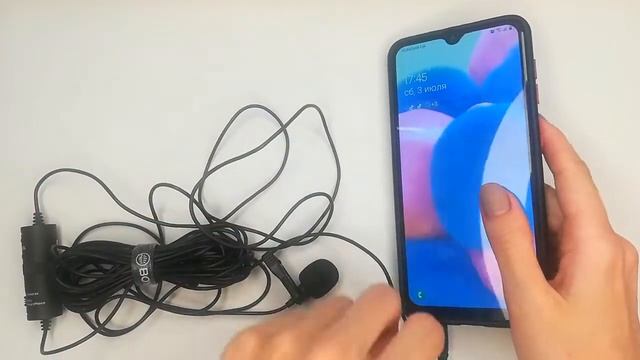 Как подключить петличный микрофон к телефону?