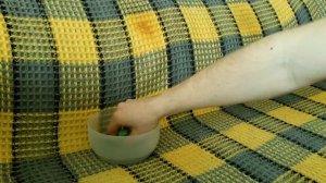 Как очистить диван