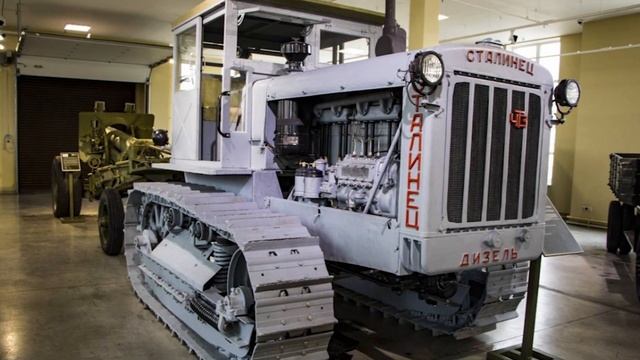 Какие неудобства причинял первый гусеничный трактор СССР "С-60"? смотреть онлайн