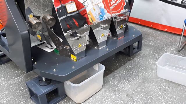 Сортировка овса на фотосепараторе "Meyer". Oats sorting смотреть онлайн