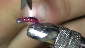 Обманка на Хариуса  (Майор) работает ОСЕНЬЮ.