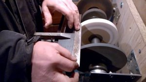 Самодельное точило на электродвигателе. DIY grindstone.