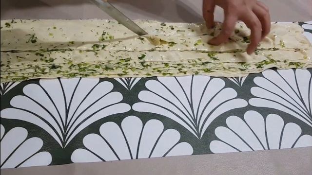 Катлама на сковороде очень вкусный, катлама с зелёным луком!