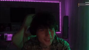 Xolidayboy – Мотыльки | 03.04.2023 twitch