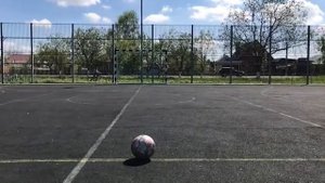 Удар по мячу подъёмом