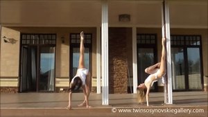 Elastic Sisters Albina and Anzhela, flexibility and cortontion show, растяжка