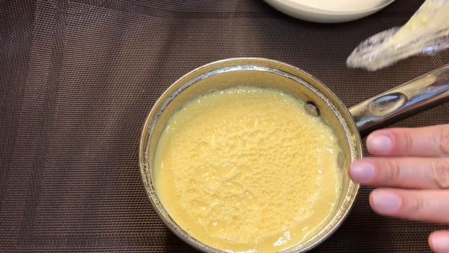 Домашнее ванильное мороженое очень вкусно