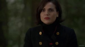 Regina Mills being an iconic queen