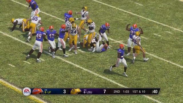 Playing NCAA Football 09 in 2021! (XBOX 360) смотреть онлайн