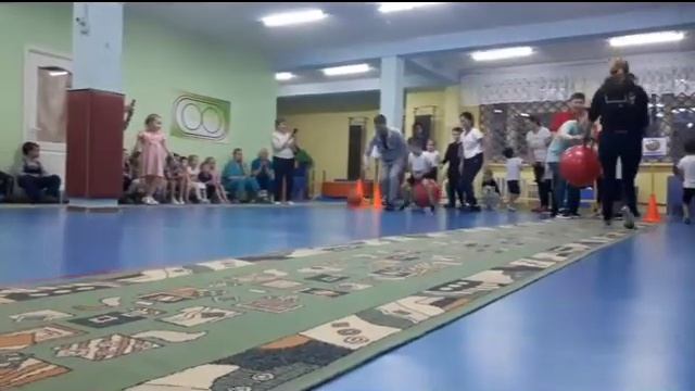 Мама, Папа, я - спортивная семья!! смотреть онлайн