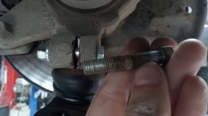 Kia spectra. Нюанс при установке шаровых опор.