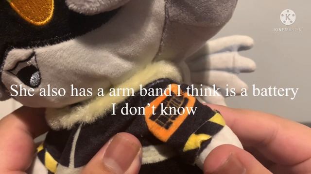 Murder drones unboxing and reviewing V plushie смотреть онлайн