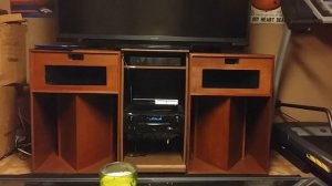 Klipsch La Scala playing rap music