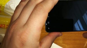 Распаковка Sharp Aquos S2. Сравнение чёрного и синего цвета