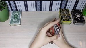 Какой он меня видит?💫Какая я в его глазах?Что он чувствует ко мне?